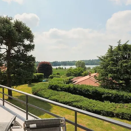 Garden View Apartment *
